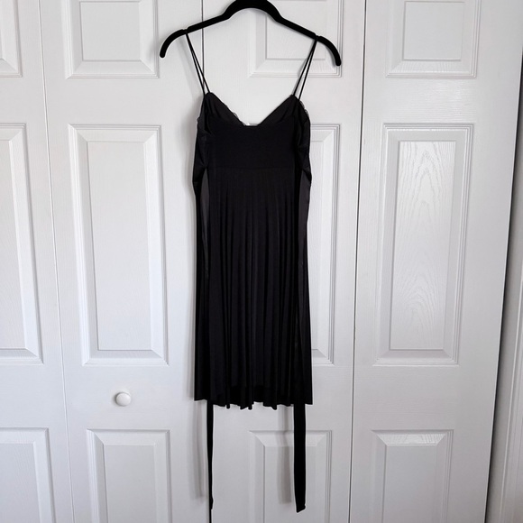 B. Darlin Dress Juniors 7/8 Black Lace Pleated Fit & Flare Party Whimsigoth Prom - Picture 4 of 10